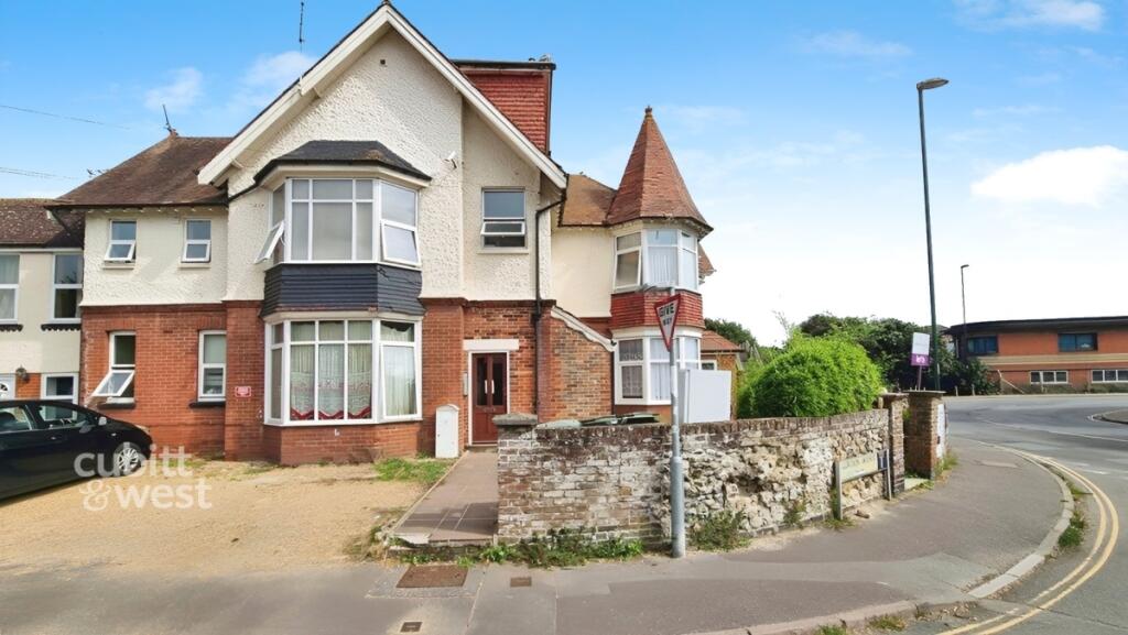 Main image of property: 6 Chichester Road Bognor Regis PO21