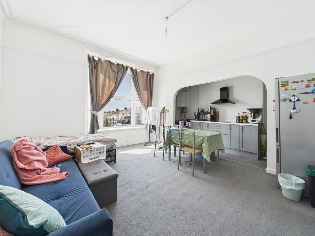 Main image of property: Mutley Plain, Mutley