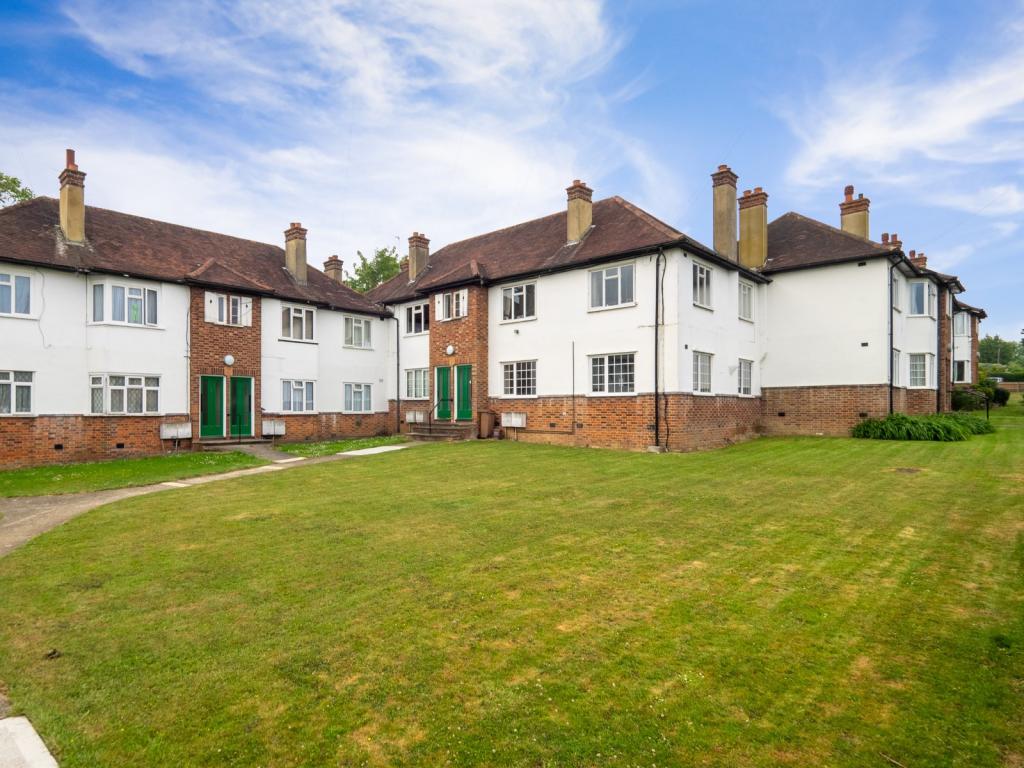 2 bedroom for sale in The Alberta Avenue, Cheam