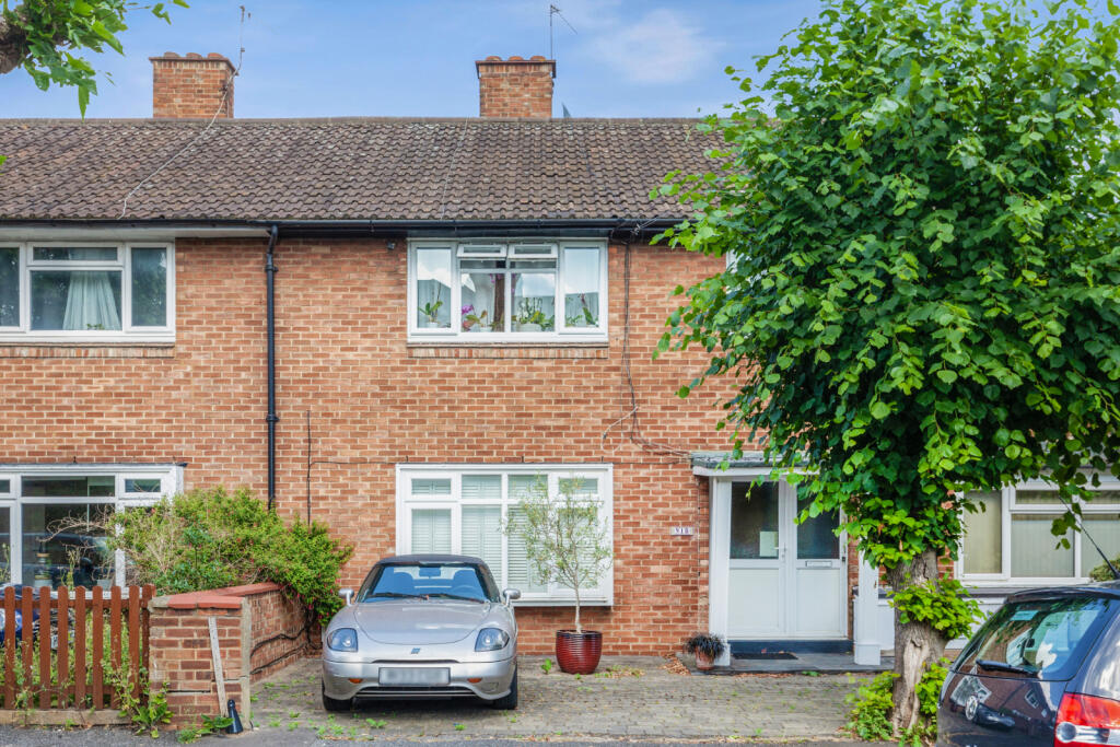 1 bedroom apartment for sale in Delamere Road, London, SW20