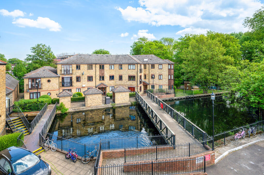 Main image of property: Wandle Road, Morden, SM4