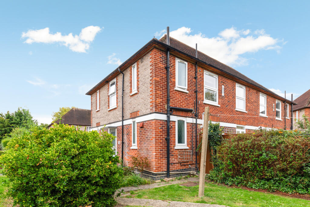 Main image of property: Hatfeild Mead, Morden, SM4