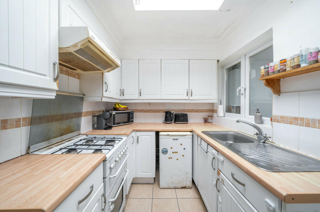 Additional property image - Commonside East, Mitcham, CR4