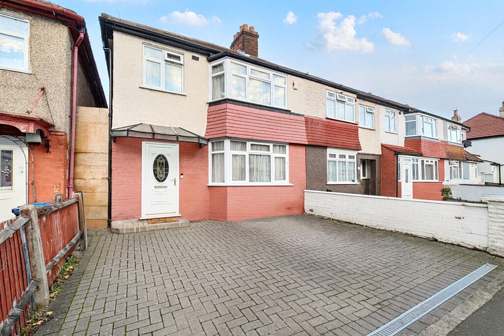 Main image of property: Tamworth Lane, Mitcham, CR4