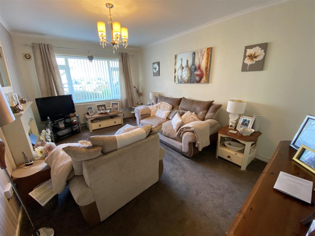 2 bedroom semidetached bungalow for sale in Mill Lane, Caldicot, NP26