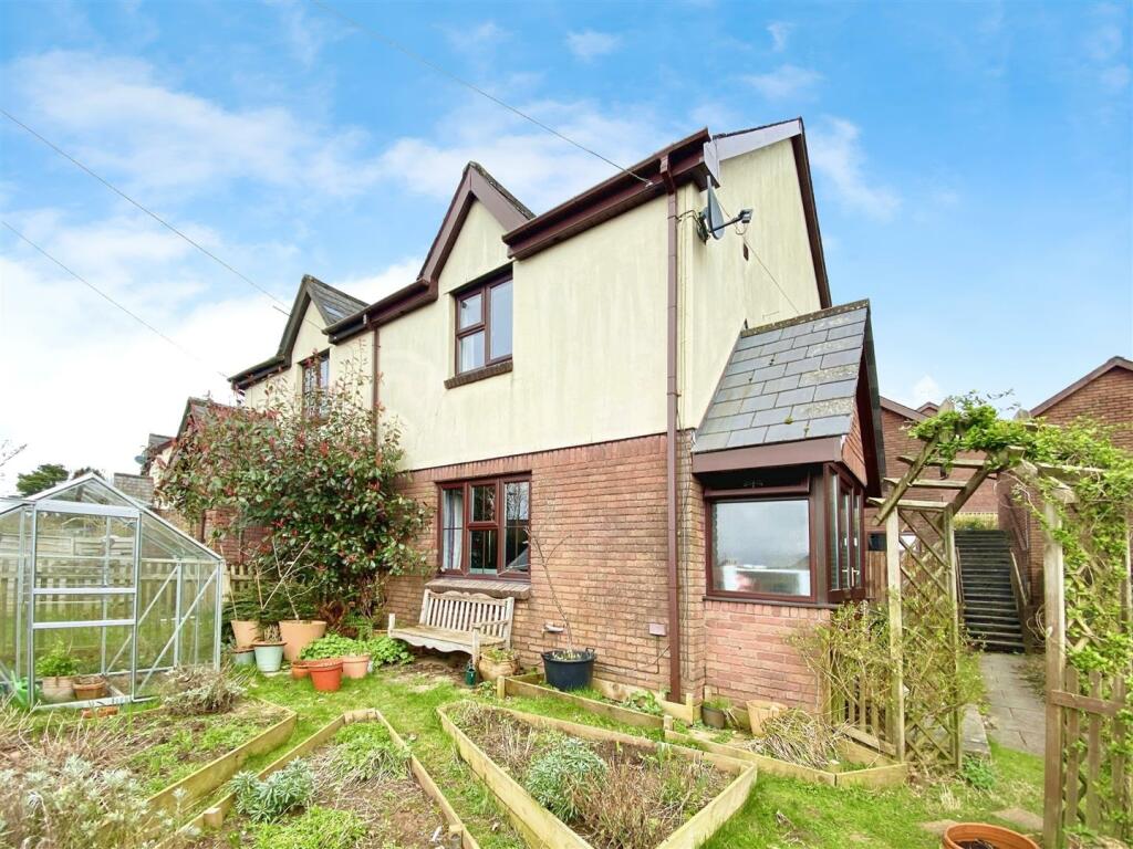 3 bedroom semidetached house for sale in The Smithy, Devauden