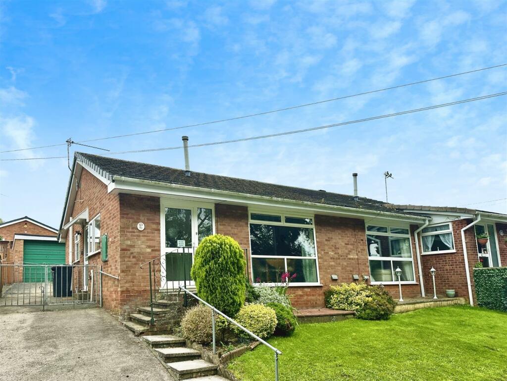 2 bedroom semidetached bungalow for sale in Wyebank Road, Tutshill