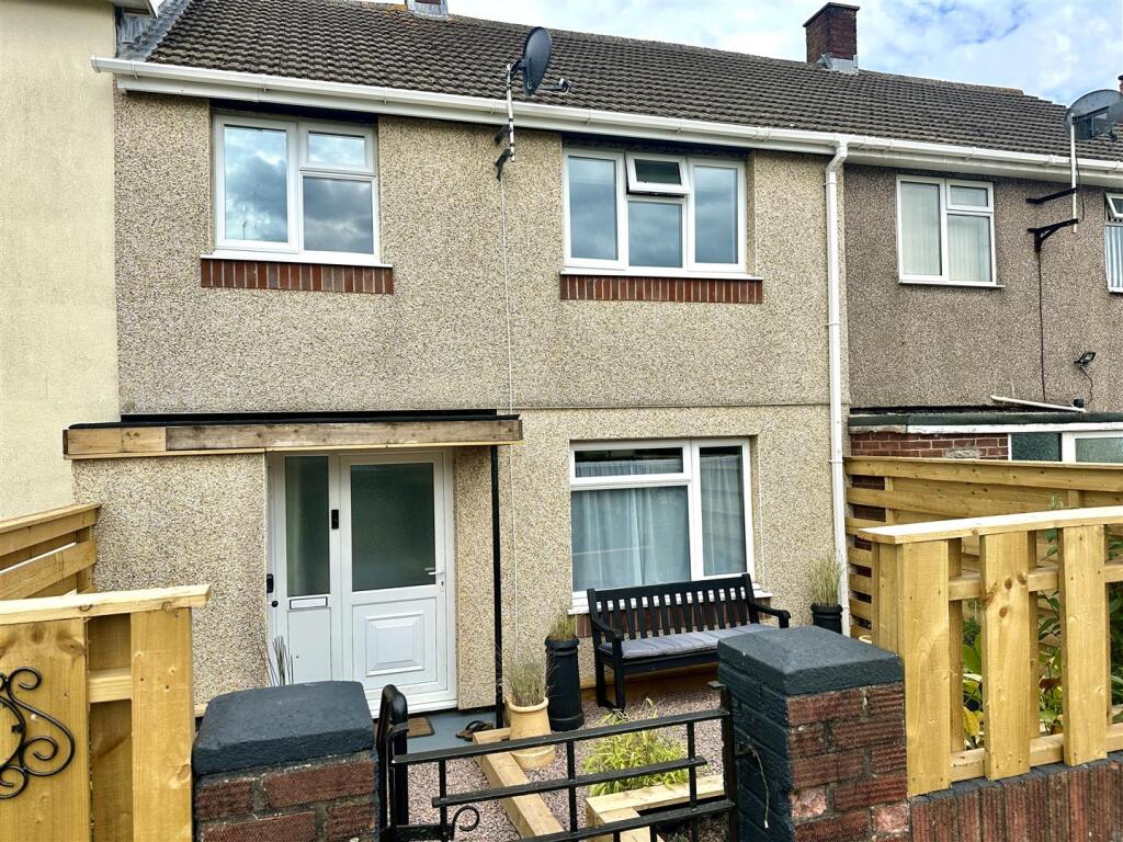 Main image of property: Aust Crescent, Bulwark, Chepstow