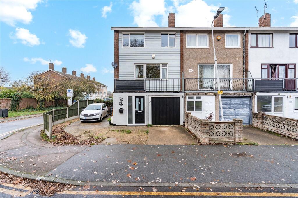 Main image of property: The Gore, Basildon, Essex, SS14