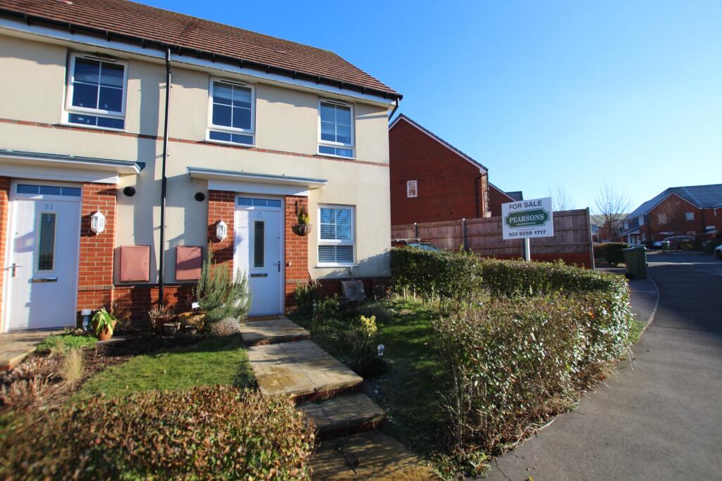 2 bedroom end of terrace house for sale in Downview Way, Clanfield, PO8