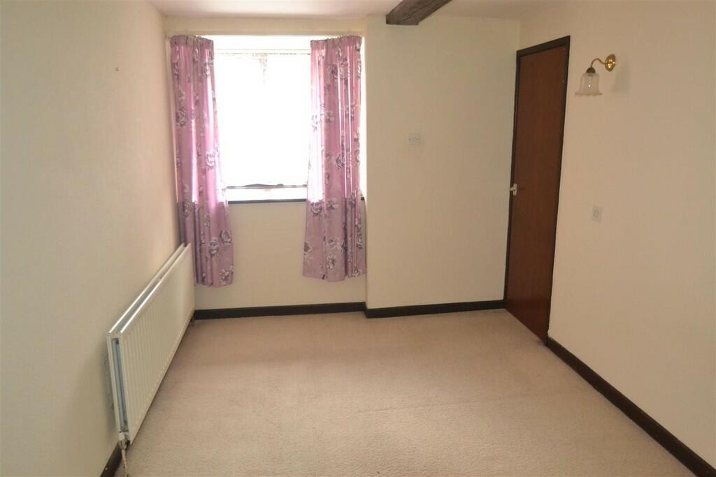 Additional property image - Ringwood, Hampshire