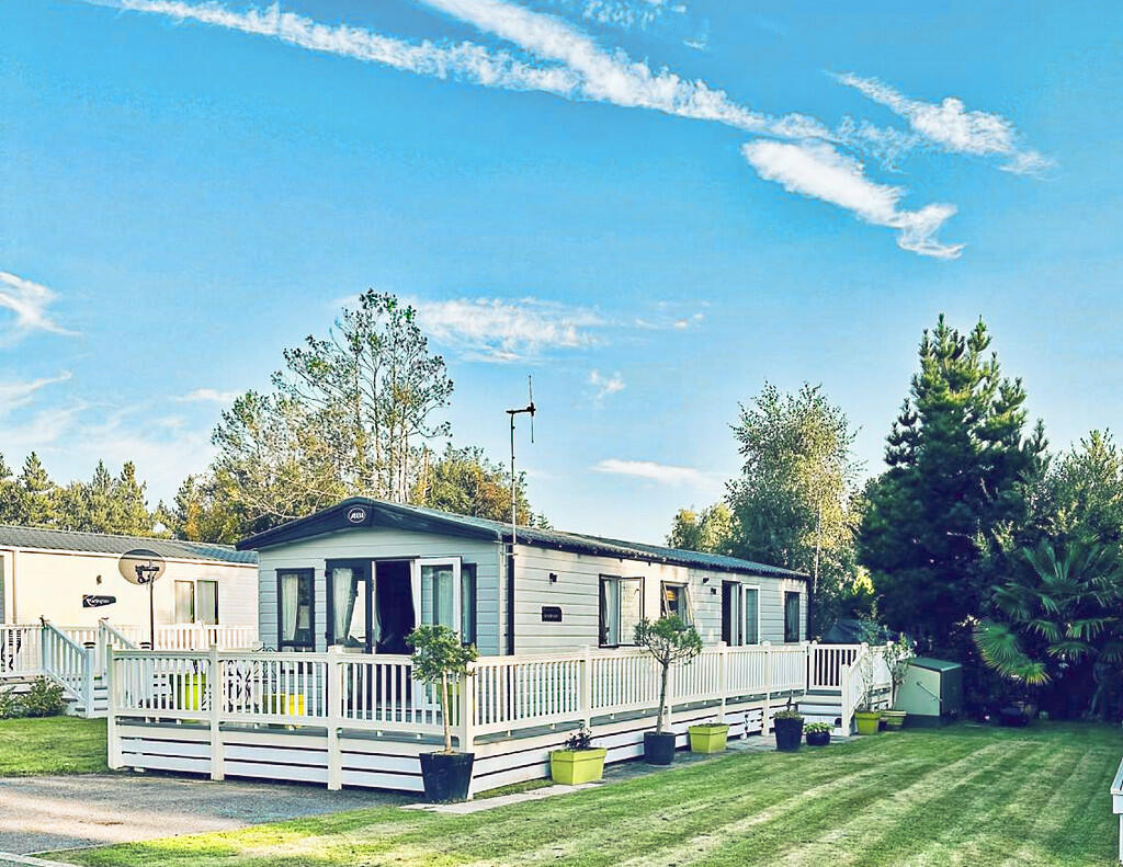 Main image of property: Quince, Oakdean Holiday Park
