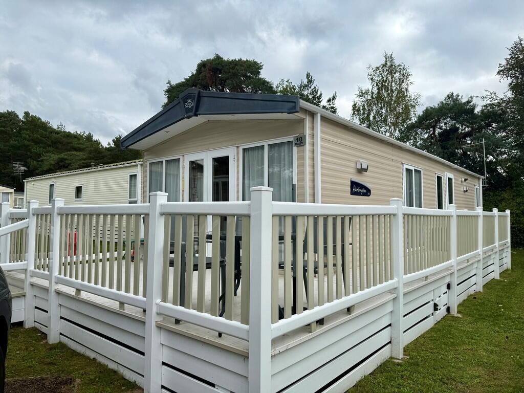 Main image of property: Daisy , Oakdean Holiday Park 