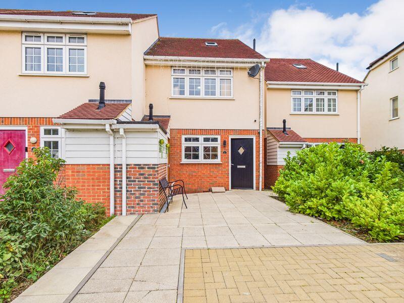 Main image of property: Rose Gardens, South Road, South Ockendon