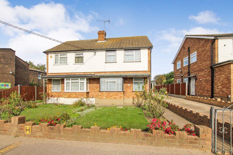 3 bedroom semidetached house for sale in West Road, South Ockendon