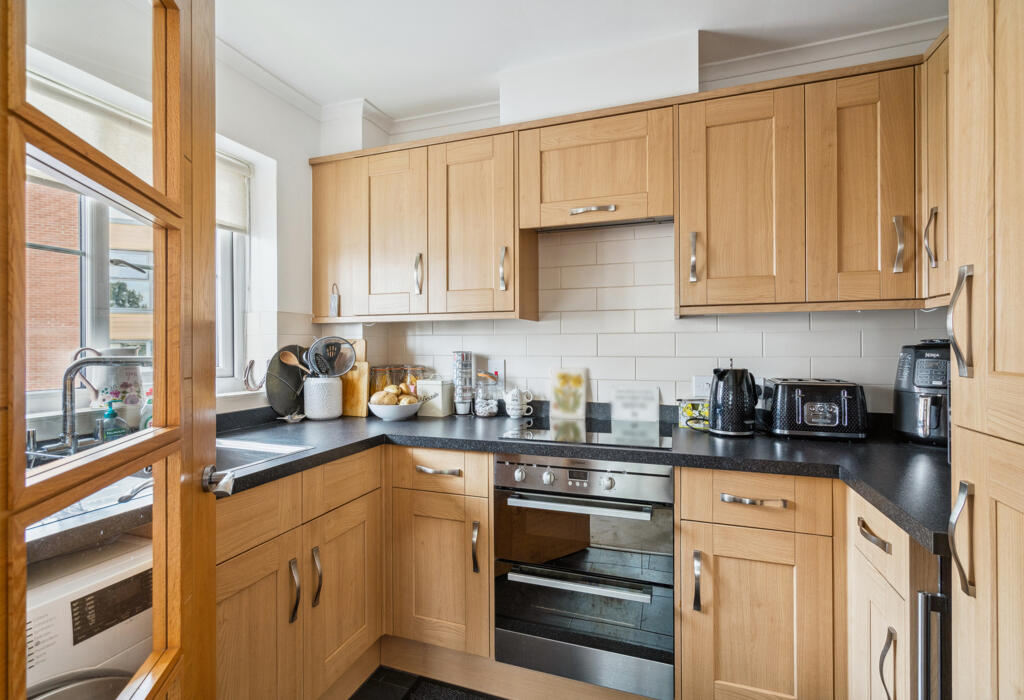 2 bedroom apartment for sale in Gloucester Court, Moorfield Road Denham