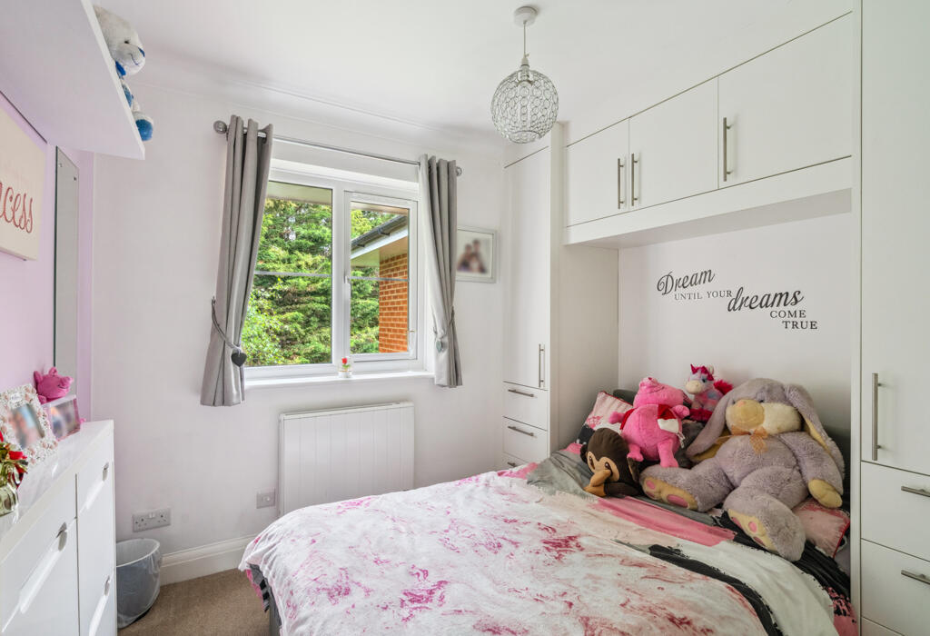 2 bedroom apartment for sale in Gloucester Court, Moorfield Road Denham