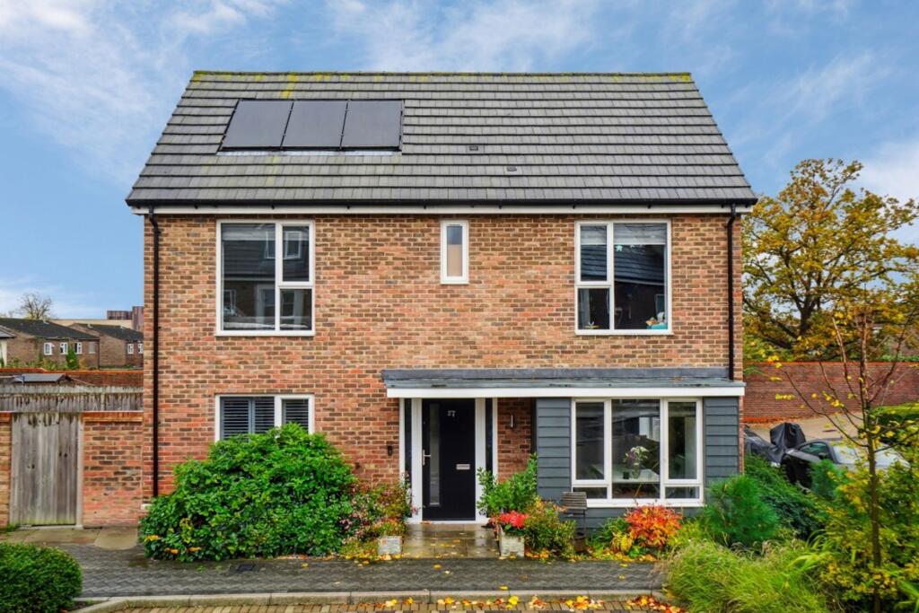 Main image of property: Masterman Place, Uxbridge, UB10