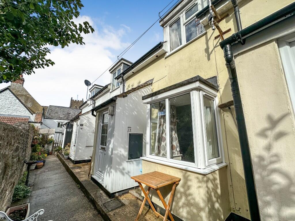 Main image of property: Blandford Alley, Highworth