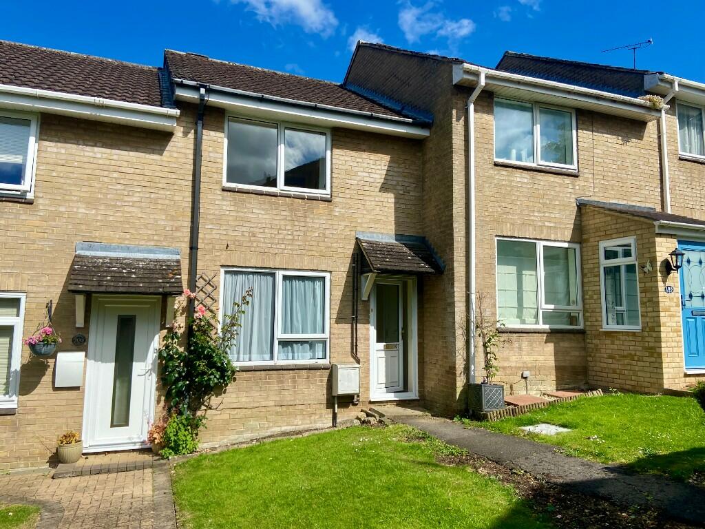 2 bedroom terraced house for rent in Knowlands, Highworth, SN6