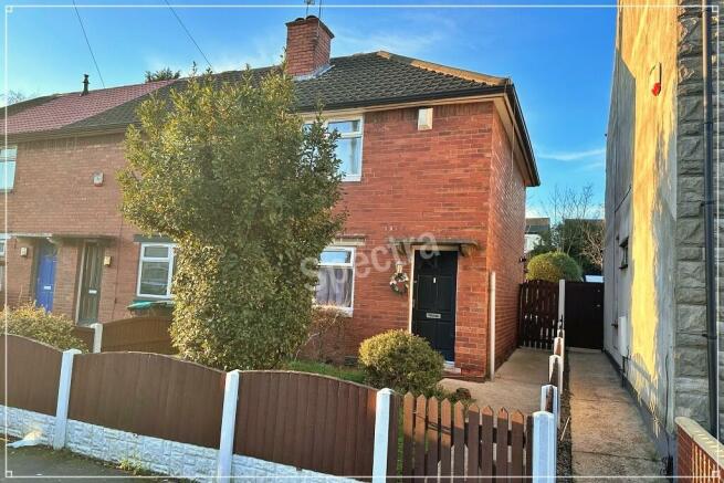 Two-Bedroom End-Terraced House to Let ¿ Reindee