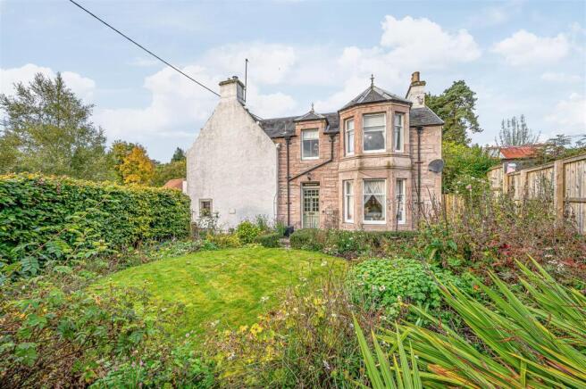 Hayfield Road, Glenfarg