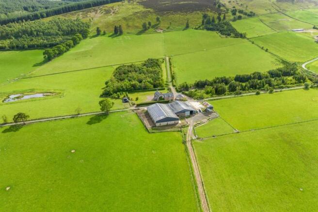Mid Derry Farm, Kilry, Blairgowrie 2.jpg