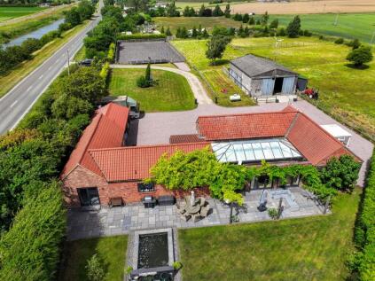 Boston Road, Cowbridge, Boston, Lincolnshire, PE22 7DJ