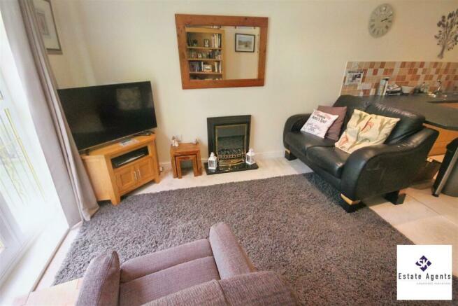 Open plan Kitchen/Lounge