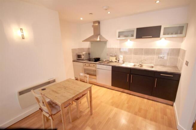 Kitchen/Dining Area