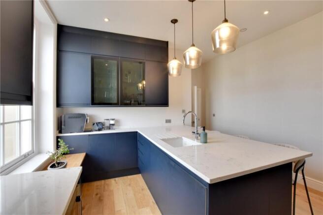 Kitchen/Breakfast Rm