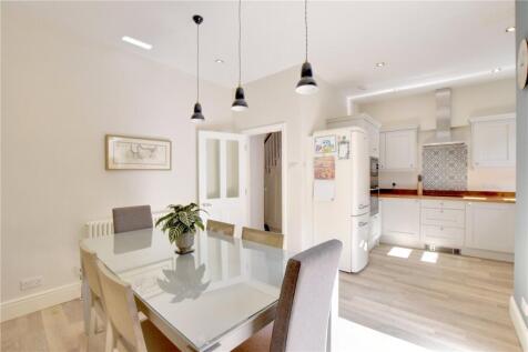 Woolwich Road, Greenwich, London, SE10