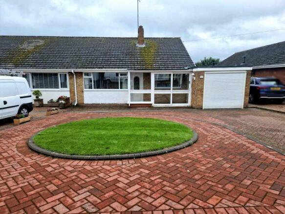 Fortescue Lane: A 2 Bedroom Semi-Detached Bungalo