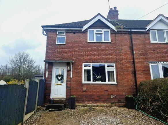 Newman Grove, Rugeley- 3 Bedroom End of terrace h