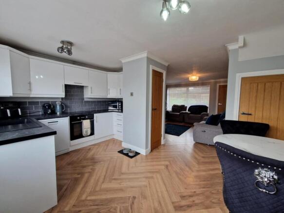 Campbell Close, Rugeley- 3 Bedroom end terrace ho