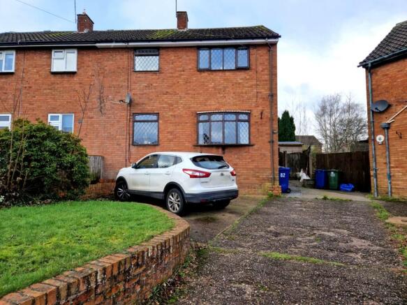St. Michaels Road, Rugeley- 3 Bedroom semi detach