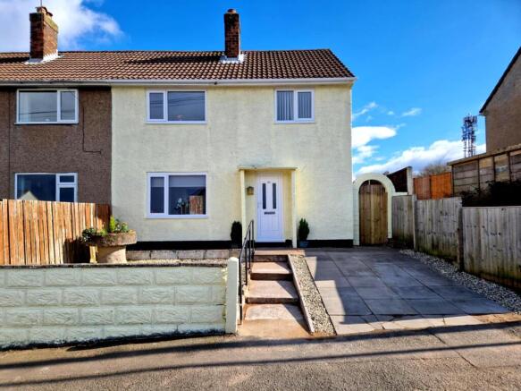 Coppice Road, Rugeley- 3 Bedroom semi detached ho