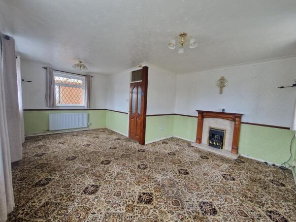 Lounge/ Dining area