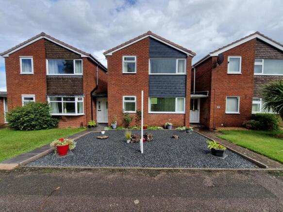 Joseph Dix Drive 2 Bedroom link Detached House fo