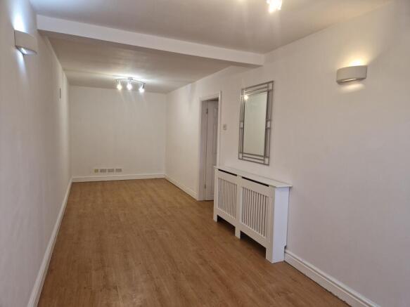 Entrance/Office