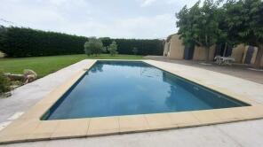Photo of Single Storey Villa, Garden, Pool, Garage, Tarascon