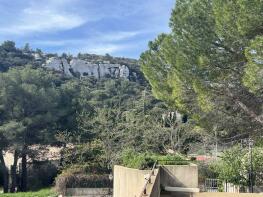 Photo of Home with Views of the Alpilles, Les Baux-de-Provence, Bouches-du-Rhone, PACA