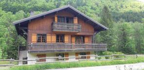 Photo of 4 Bedroomed South Facing Chalet in Abondance Village