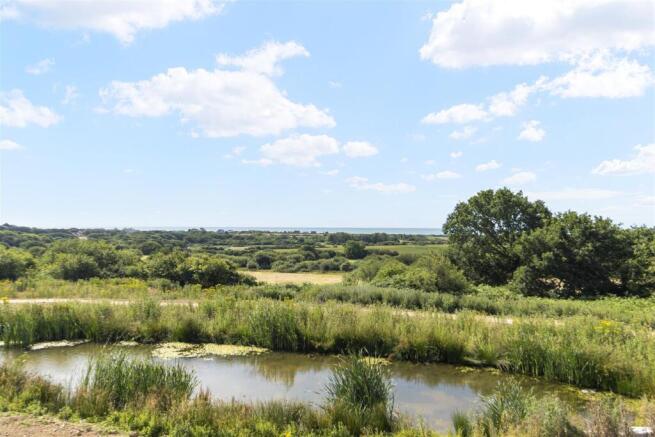 Private Pond & Fantastic Views