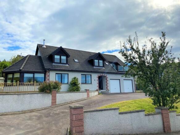 5 bedroom detached house  for sale Avoch