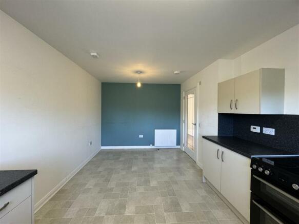 DINING AREA.JPG