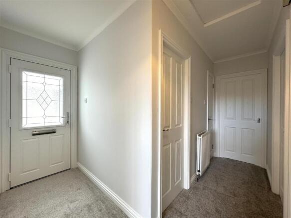HALLWAY.JPG