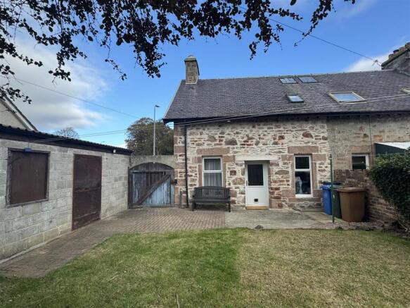 REAR GARDEN 1.JPG