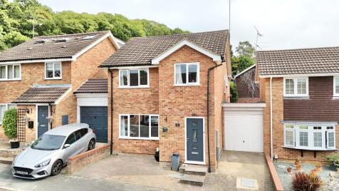 Oldbury Close, Frimley