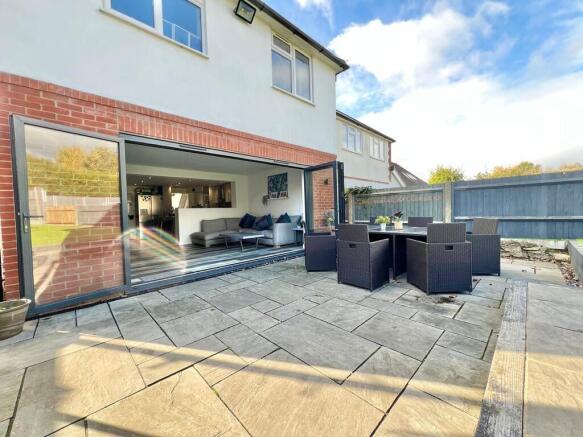 1e731a1e-fbc6-44e...